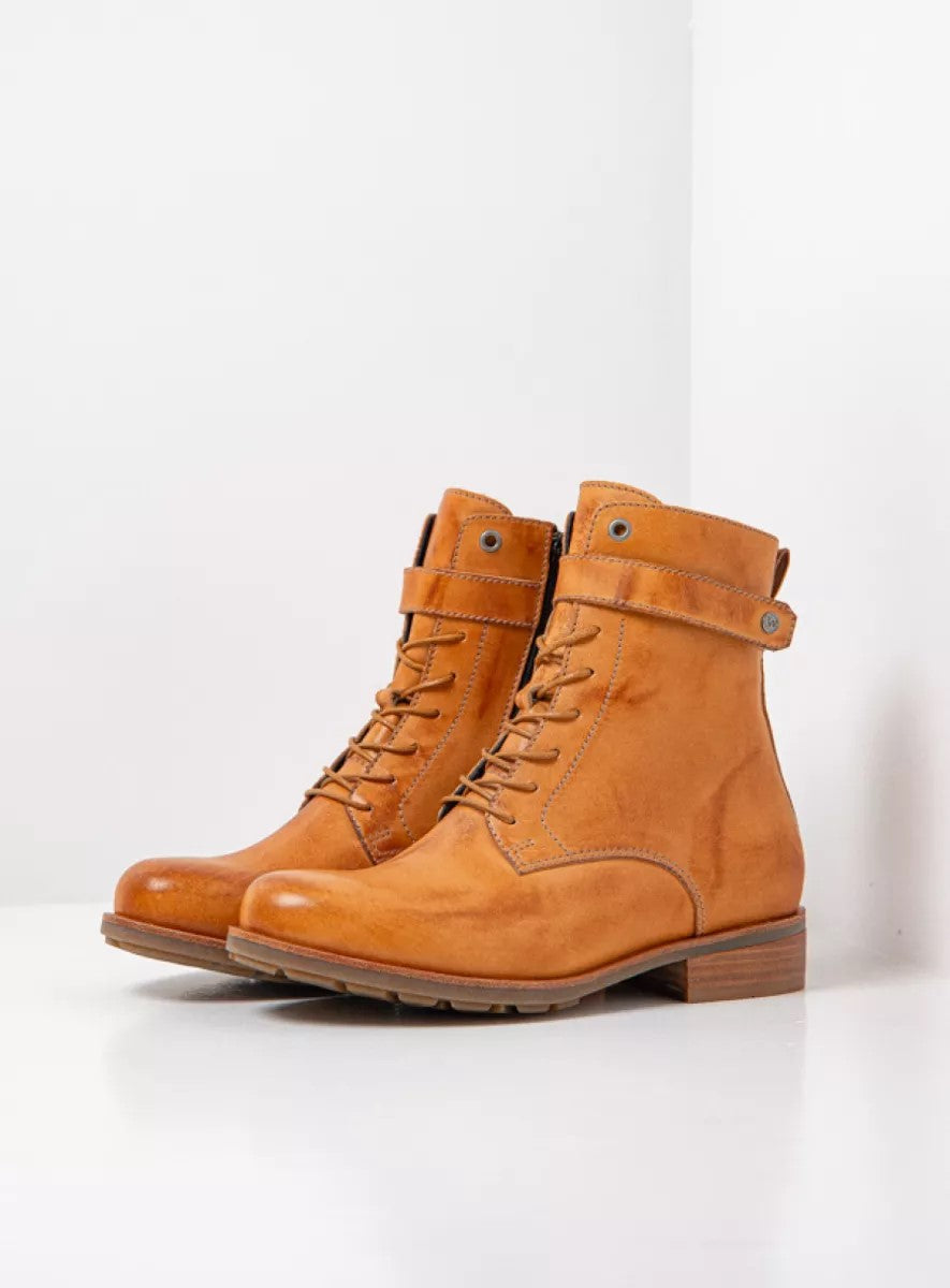 Wolky SUTTON XW Biker Ankle Boot - Tan Leather